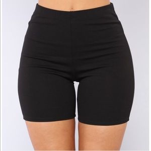 Woman’s NWT Black Biker SHORTS